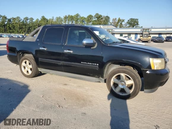 ✅ 2007 Chevrolet Avalanche LTZ • VIN: 3GNEC12J17G285281 • Лот: 80958455. Опубликован ранее на Copart с пробегом 185 362 миль. Бесплатный доступ к архиву аукционных продаж из США и подробный отчёт об истории автомобиля на DreamBid. Изображение 4.