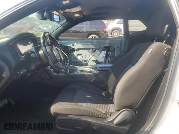 ✅ 2021 Dodge Challenger SXT • VIN: 2C3CDZGG6MH543352 • Lot: 61826415. Listed on Copart with 65,508 mi. Free auction sales archive from the USA and detailed vehicle history report at DreamBid. Image 7.