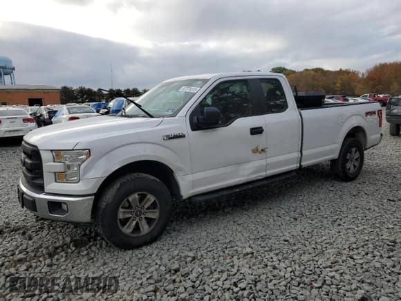 ✅ 2017 Ford F-150 XL • VIN: 1FTEX1EF5HKC38916 • Lot: 87379315. Listed on Copart with 208,901 mi. Free auction sales archive from the USA and detailed vehicle history report at DreamBid. Image 1.
