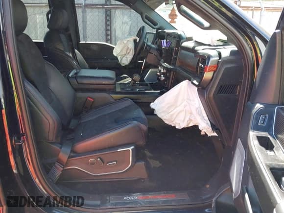 ✅ 2025 Ford F-150 Raptor • VIN: 1FTFW1RGXSFB07796 • Lot: 43208425. Listed on IAAI with 10,181 mi. Free auction sales archive from the USA and detailed vehicle history report at DreamBid. Image 5.