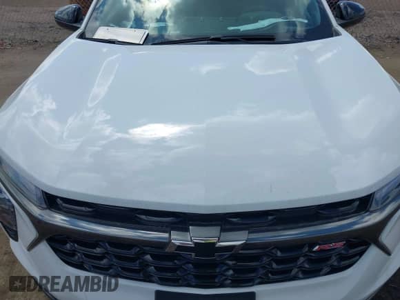 2024 Chevrolet Trax 2RS с VIN KL77LJE2XRC225928, выставлен на аукционе IAAI как лот 43103873 с пробегом 15 252 миль миль и . История ставок и продаж доступна на DreamBid. Изображение 6.