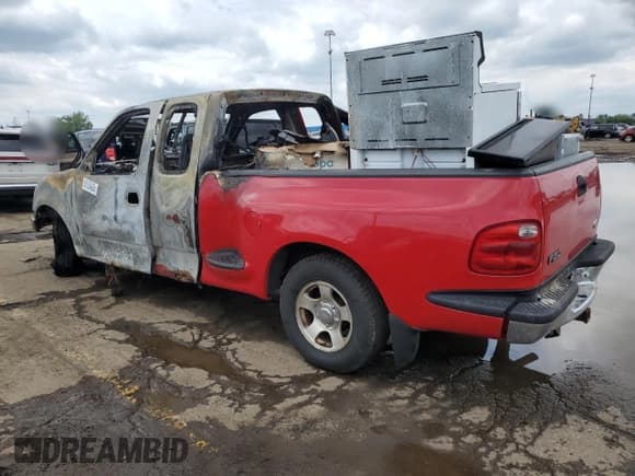 ✅ 2000 Ford F-150 XL • VIN: 2FTRX07L6YCA33124 • Lot: 58989405. Wystawiony na Copart z przebiegiem Nie podano. Bezpłatny archiwum sprzedaży aukcyjnych z USA i szczegółowy raport historii pojazdu na DreamBid. Zdjęcie 2.