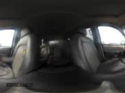 ✅ 2004 Ford Explorer • VIN: 1FMZU65K54UB02011 • Lot: 43076680. Wystawiony na IAAI z przebiegiem 176 964 mil. Bezpłatny archiwum sprzedaży aukcyjnych z USA i szczegółowy raport historii pojazdu na DreamBid. Zdjęcie 19.