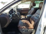 ✅ 2013 Volkswagen Touareg Lux • VIN: WVGEF9BP9DD001404 • Lot: 66859855. Listed on Copart with 121,687 mi. Free auction sales archive from the USA and detailed vehicle history report at DreamBid. Image 7.