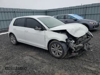 ✅ 2015 Volkswagen Golf TSI S • VIN: 3VW217AU6FM075241 • Lot: 92435865. Wystawiony na Copart z przebiegiem Nie podano. Bezpłatny archiwum sprzedaży aukcyjnych z USA i szczegółowy raport historii pojazdu na DreamBid. Zdjęcie 4.