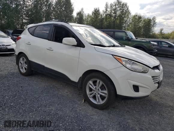 ✅ 2011 Hyundai Tucson Limited • VIN: KM8JUCAC8BU158158 • Lot: 69230695. Listed on Copart with 158,438 mi miles. Access the free auction sales archive from the USA and view a detailed vehicle history report at DreamBid. Image 4.
