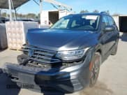 ✅ 2022 Volkswagen Tiguan S • VIN: 3VV1B7AX9NM055507 • Лот: 41383597. Опубликован ранее на IAAI с пробегом 25 546 миль. Бесплатный доступ к архиву аукционных продаж из США и подробный отчёт об истории автомобиля на DreamBid. Изображение 18.