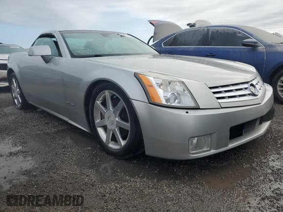 ✅ 2004 Cadillac XLR • VIN: 1G6YV34A545602056 • Lot: 66506514. Wystawiony na Copart z przebiegiem Nie podano. Bezpłatny archiwum sprzedaży aukcyjnych z USA i szczegółowy raport historii pojazdu na DreamBid. Zdjęcie 4.