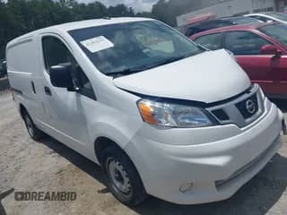 ✅ 2020 Nissan NV200 S • VIN: 3N6CM0KN9LK696958 • Lot: 42482541. Wystawiony na IAAI z przebiegiem 101 020 mil. Bezpłatny archiwum sprzedaży aukcyjnych z USA i szczegółowy raport historii pojazdu na DreamBid. Zdjęcie 1.