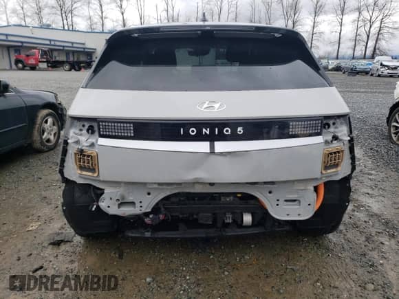 2022 Hyundai Ioniq 5 SE with VIN KM8KM4AE8NU068136, listed as a Copart auction lot 44801044 with 11,473 mi miles and . Bid and sale history available at DreamBid. Image 6.