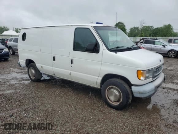 ✅ 2002 Ford Econoline Cargo • VIN: 1FTNE24LX2HB77733 • Lot: 59938165. Wystawiony na Copart z przebiegiem 104 812 mil. Bezpłatny archiwum sprzedaży aukcyjnych z USA i szczegółowy raport historii pojazdu na DreamBid. Zdjęcie 4.
