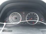 ✅ 2010 Honda Accord EX • VIN: 1HGCP2F73AA011886 • Lot: 43850032. Listed on IAAI with 207,560 mi. Free auction sales archive from the USA and detailed vehicle history report at DreamBid. Image 7.