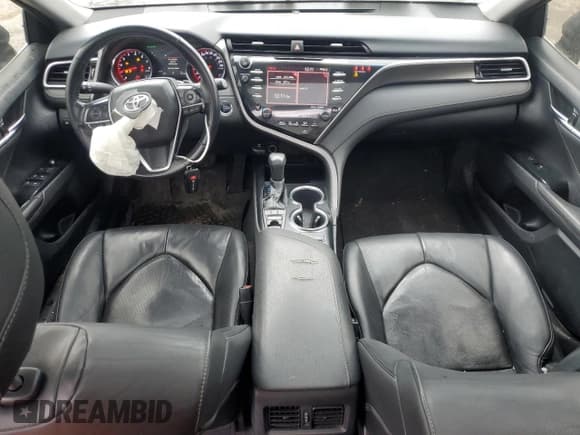 ✅ 2018 Toyota Camry XSE • VIN: 4T1B61HK2JU032229 • Lot: 91873845. Listed on Copart with 227,898 mi. Free auction sales archive from the USA and detailed vehicle history report at DreamBid. Image 8.