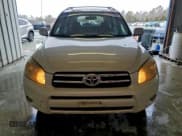 ✅ 2006 Toyota RAV4 Limited • VIN: JTMZD31V165015383 • Лот: 95161335. Опубликован ранее на Copart с пробегом 181 081 миль. Бесплатный доступ к архиву аукционных продаж из США и подробный отчёт об истории автомобиля на DreamBid. Изображение 5.