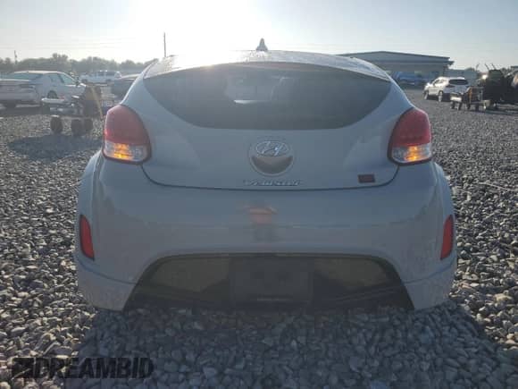 ✅ 2013 Hyundai Veloster RE:MIX • VIN: KMHTC6AD4DU127949 • Лот: 56993075. Размещён на Copart с пробегом 95 772 миль миль. Получите бесплатный доступ к архиву аукционных продаж из США и посмотрите подробный отчёт об истории автомобиля на DreamBid. Изображение 6.