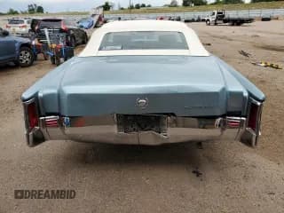 ✅ 1971 Cadillac Eldorado • VIN: 693671Q406531 • Лот: 65879815. Опубликован ранее на Copart с пробегом 25 700 миль. Бесплатный доступ к архиву аукционных продаж из США и подробный отчёт об истории автомобиля на DreamBid. Изображение 6.