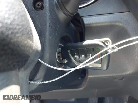 ✅ 2021 Toyota Camry LE • VIN: 4T1C11AKXMU409214 • Lot: 42987667. Listed on IAAI with 83,115 mi. Free auction sales archive from the USA and detailed vehicle history report at DreamBid. Image 11.