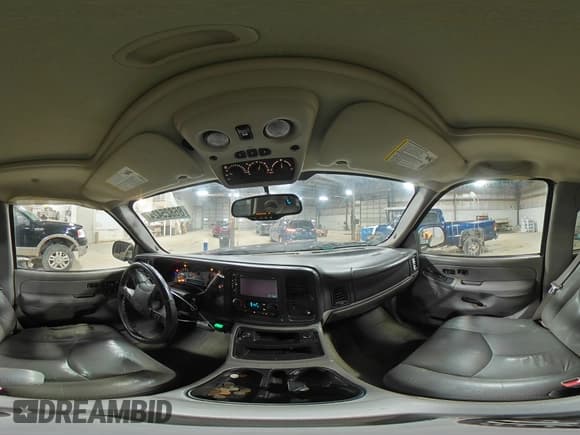 ✅ 2006 Chevrolet Suburban LS • VIN: 1GNFK16Z66J129399 • Лот: 86825424. Опубликован ранее на Copart с пробегом 266 164 миль. Бесплатный доступ к архиву аукционных продаж из США и подробный отчёт об истории автомобиля на DreamBid. Изображение 14.