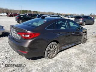 ✅ 2017 Hyundai Sonata Sport • VIN: 5NPE34AF8HH592740 • Лот: 40680043. Опубликован ранее на Copart с пробегом 69 117 миль. Бесплатный доступ к архиву аукционных продаж из США и подробный отчёт об истории автомобиля на DreamBid. Изображение 3.
