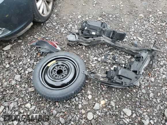 ✅ 2022 Hyundai Elantra SEL • VIN: 5NPLM4AG8NH074975 • Lot: 86157395. Listed on Copart with 24,420 mi. Free auction sales archive from the USA and detailed vehicle history report at DreamBid. Image 12.