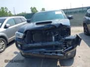 ✅ 2021 Toyota Tacoma SR • VIN: 3TMCZ5AN1MM404910 • Lot: 42653848. Wystawiony na IAAI z przebiegiem 83 201 mil. Bezpłatny archiwum sprzedaży aukcyjnych z USA i szczegółowy raport historii pojazdu na DreamBid. Zdjęcie 13.