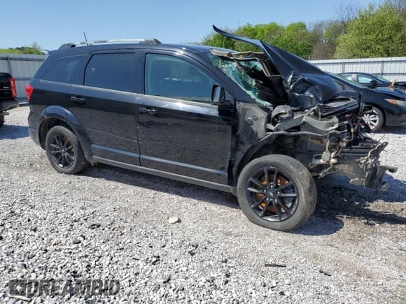 ✅ 2019 Dodge Journey SE • VIN: 3C4PDCBB5KT861344 • Lot: 52005035. Wystawiony na Copart z przebiegiem Nie podano. Bezpłatny archiwum sprzedaży aukcyjnych z USA i szczegółowy raport historii pojazdu na DreamBid. Zdjęcie 4.