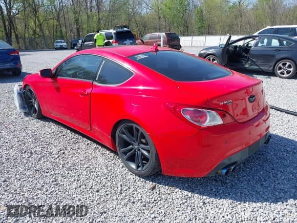 ✅ 2010 Hyundai Genesis Coupe • VIN: KMHHU6KH7AU010740 • Lot: 41878512. Wystawiony na IAAI z przebiegiem 128 241 mil. Bezpłatny archiwum sprzedaży aukcyjnych z USA i szczegółowy raport historii pojazdu na DreamBid. Zdjęcie 3.