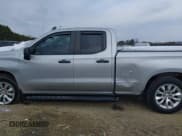 ✅ 2020 Chevrolet Silverado 1500 Custom • VIN: 1GCRWBEKXLZ375096 • Lot: 41299675. Wystawiony na IAAI z przebiegiem 32 046 mil. Bezpłatny archiwum sprzedaży aukcyjnych z USA i szczegółowy raport historii pojazdu na DreamBid. Zdjęcie 14.