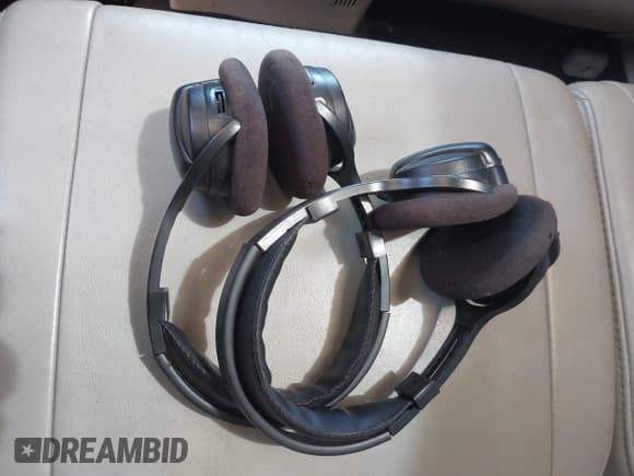 ✅ 2006 Jeep Commander Limited • VIN: 1J8HG58N56C288707 • Lot: 42366711. Listed on IAAI with 132,306 mi. Free auction sales archive from the USA and detailed vehicle history report at DreamBid. Image 15.