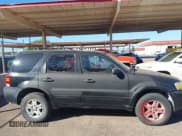 ✅ 2007 Ford Escape Limited • VIN: 1FMCU04137KA13520 • Lot: 43419709. Listed on IAAI with 238,111 mi. Free auction sales archive from the USA and detailed vehicle history report at DreamBid. Image 13.