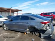 ✅ 2019 Hyundai Sonata Sport • VIN: 5NPE34AF2KH771511 • Lot: 43410228. Listed on IAAI with 84,242 mi. Free auction sales archive from the USA and detailed vehicle history report at DreamBid. Image 15.