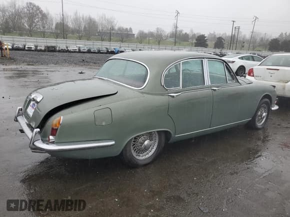 ✅ 1965 Jaguar S-Type • VIN: P1B76828BW • Lot: 85593434. Listed on Copart with 1,886 mi. Free auction sales archive from the USA and detailed vehicle history report at DreamBid. Image 3.