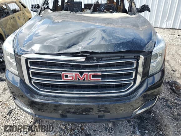 ✅ 2018 GMC Yukon SLE • VIN: 1GKS2AKC2JR342616 • Lot: 51995665. Listed on Copart with Not provided. Free auction sales archive from the USA and detailed vehicle history report at DreamBid. Image 12.