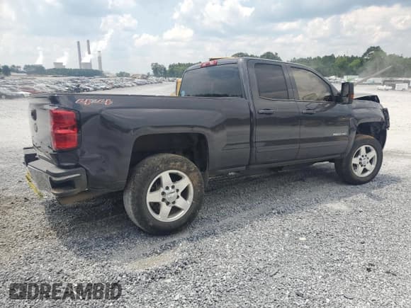 ✅ 2015 Chevrolet Silverado 2500HD LT • VIN: 1GC2KVEGXFZ500368 • Lot: 63537205. Wystawiony na Copart z przebiegiem 215 282 mil. Bezpłatny archiwum sprzedaży aukcyjnych z USA i szczegółowy raport historii pojazdu na DreamBid. Zdjęcie 3.