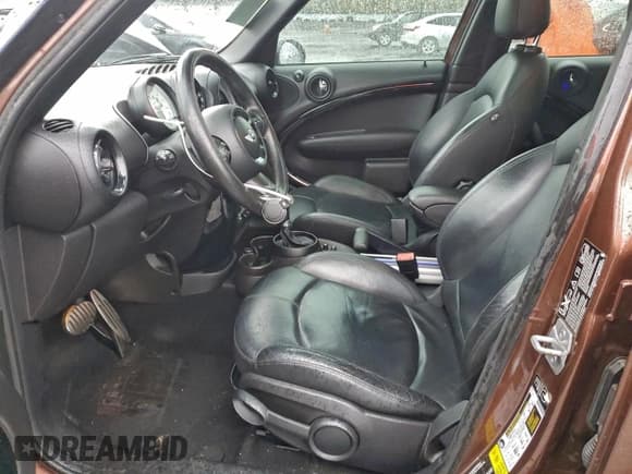 ✅ 2013 MINI Countryman S ALL4 • VIN: WMWZC5C51DWP33287 • Лот: 94749055. Опубликован ранее на Copart с пробегом 128 018 миль. Бесплатный доступ к архиву аукционных продаж из США и подробный отчёт об истории автомобиля на DreamBid. Изображение 7.