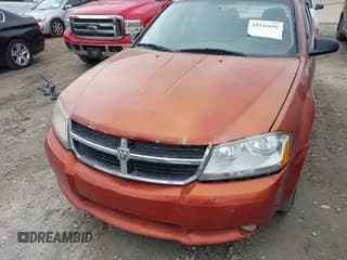 ✅ 2008 Dodge Avenger SXT • VIN: 1B3LC56R28N220862 • Lot: 41542692. Wystawiony na IAAI z przebiegiem 192 572 mil. Bezpłatny archiwum sprzedaży aukcyjnych z USA i szczegółowy raport historii pojazdu na DreamBid. Zdjęcie 6.