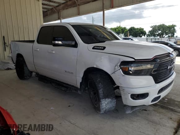 ✅ 2021 Ram 1500 Big Horn • VIN: 1C6RREBG2MN820875 • Lot: 67745795. Wystawiony na Copart z przebiegiem 65 409 mil. Bezpłatny archiwum sprzedaży aukcyjnych z USA i szczegółowy raport historii pojazdu na DreamBid. Zdjęcie 4.