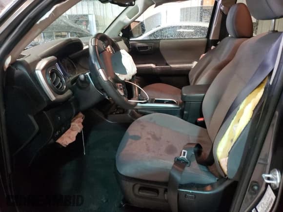 ✅ 2021 Toyota Tacoma SR5 • VIN: 3TMBZ5DN9MM031459 • Lot: 45546795. Listed on Copart with 70,413 mi. Free auction sales archive from the USA and detailed vehicle history report at DreamBid. Image 7.