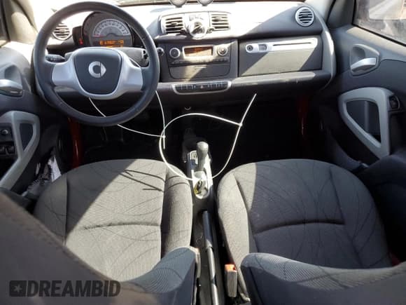 ✅ 2014 Smart fortwo Passion • VIN: WMEEJ9AA6EK792201 • Lot: 74756574. Listed on Copart with 17,282 mi. Free auction sales archive from the USA and detailed vehicle history report at DreamBid. Image 8.