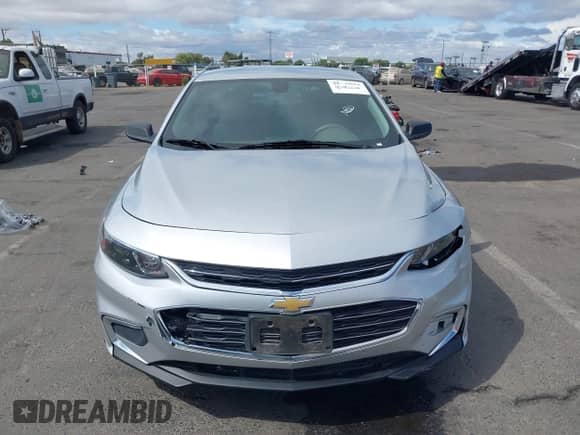 2018 Chevrolet Malibu LS z VIN 1G1ZC5ST9JF253327, wystawiony jako IAAI lot #43193628 z przebiegiem 53 935 mil mil oraz . Historia ofert i sprzedaży dostępna na DreamBid. Obrazek 12.