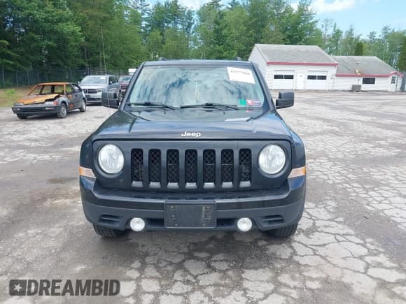 ✅ 2017 Jeep Patriot Sport • VIN: 1C4NJRBB7HD128164 • Lot: 42577060. Wystawiony na IAAI z przebiegiem 153 125 mil. Bezpłatny archiwum sprzedaży aukcyjnych z USA i szczegółowy raport historii pojazdu na DreamBid. Zdjęcie 12.