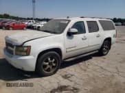✅ 2007 Chevrolet Suburban LT • VIN: 1GNFK16347J180235 • Lot: 68834864. Wystawiony na Copart z przebiegiem Nie podano. Bezpłatny archiwum sprzedaży aukcyjnych z USA i szczegółowy raport historii pojazdu na DreamBid. Zdjęcie 1.