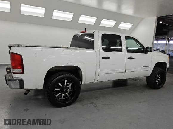 ✅ 2012 GMC Sierra 1500 SLE • VIN: 3GTP1VE07CG236436 • Lot: 68792395. Listed on Copart with 220,579 mi. Free auction sales archive from the USA and detailed vehicle history report at DreamBid. Image 3.