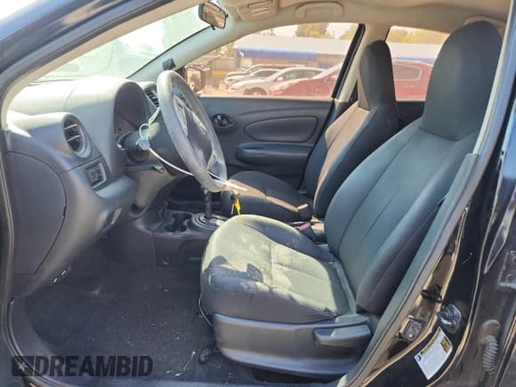 ✅ 2017 Nissan Versa SV • VIN: 3N1CN7APXHL899339 • Lot: 84014705. Listed on Copart with 98,436 mi. Free auction sales archive from the USA and detailed vehicle history report at DreamBid. Image 7.