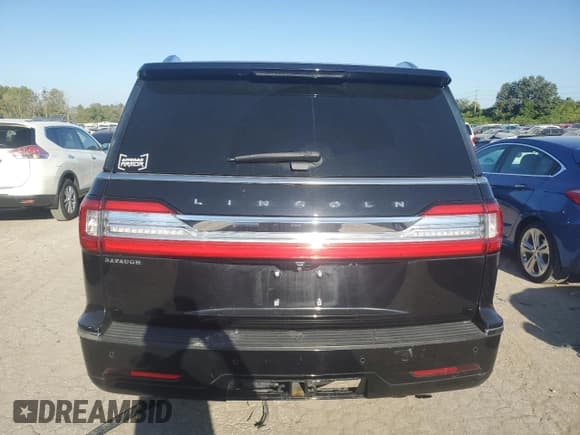 ✅ 2018 Lincoln Navigator Select • VIN: 5LMJJ2JT8JEL12988 • Lot: 75695994. Listed on Copart with 125,396 mi. Free auction sales archive from the USA and detailed vehicle history report at DreamBid. Image 6.