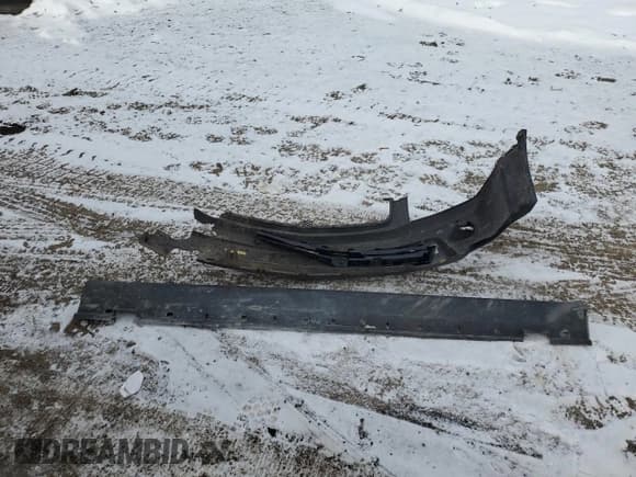 ✅ 2005 Chevrolet Equinox LS • VIN: 2CNDL13F156163636 • Лот: 84066374. Опубликован ранее на Copart с пробегом Не указан. Бесплатный доступ к архиву аукционных продаж из США и подробный отчёт об истории автомобиля на DreamBid. Изображение 13.