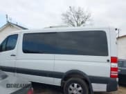 ✅ 2017 Mercedes-Benz Sprinter • VIN: WDZPE7CD7HP513563 • Lot: 41426917. Wystawiony na IAAI z przebiegiem 55 097 mil. Bezpłatny archiwum sprzedaży aukcyjnych z USA i szczegółowy raport historii pojazdu na DreamBid. Zdjęcie 14.