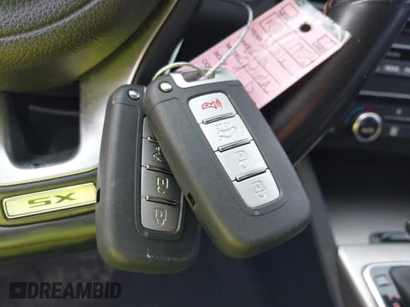 ✅ 2016 Kia Optima SX Turbo • VIN: 5XXGW4L28GG077953 • Lot: 42498707. Listed on IAAI with 100,000 mi. Free auction sales archive from the USA and detailed vehicle history report at DreamBid. Image 11.