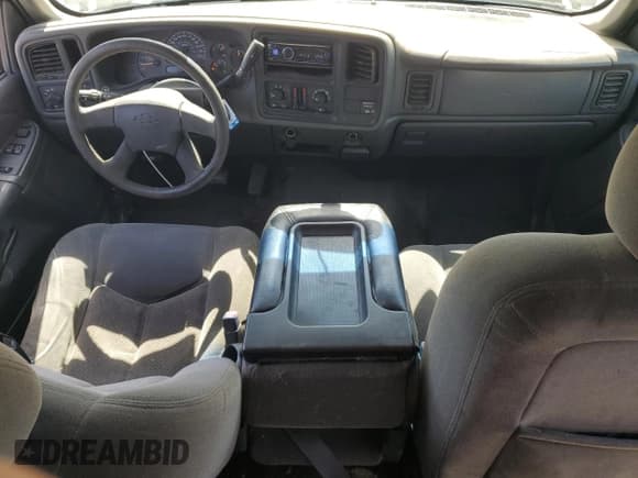 ✅ 2004 Chevrolet Silverado 1500 LS • VIN: 1GCEC19V84Z106666 • Лот: 72570694. Опубликован ранее на Copart с пробегом 266 167 миль. Бесплатный доступ к архиву аукционных продаж из США и подробный отчёт об истории автомобиля на DreamBid. Изображение 8.