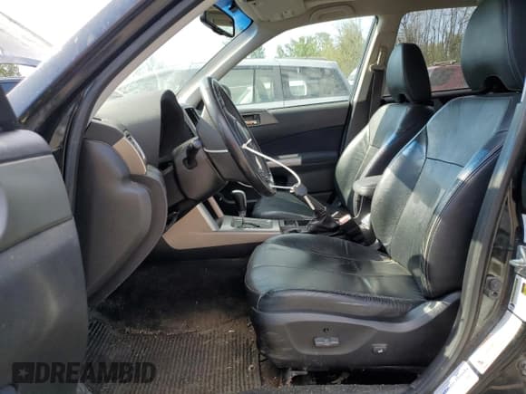 ✅ 2010 Subaru Forester X Limited • VIN: JF2SH6DC1AH795640 • Lot: 55687685. Listed on Copart with 185,770 mi. Free auction sales archive from the USA and detailed vehicle history report at DreamBid. Image 7.